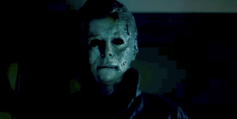 Halloween Kills aterroriza personagens com novas imagens de Michael Myers